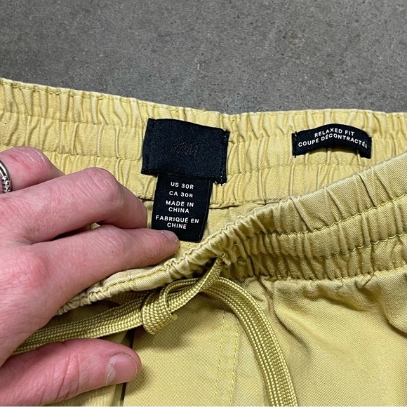 H&M Relaxed Fit Elastic Drawstring Waist Pockets Shorts - Picture 4 of 9